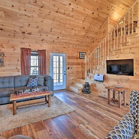 Quiet And Secluded Berea Cabin On 70-Acre Farm! Exterior photo