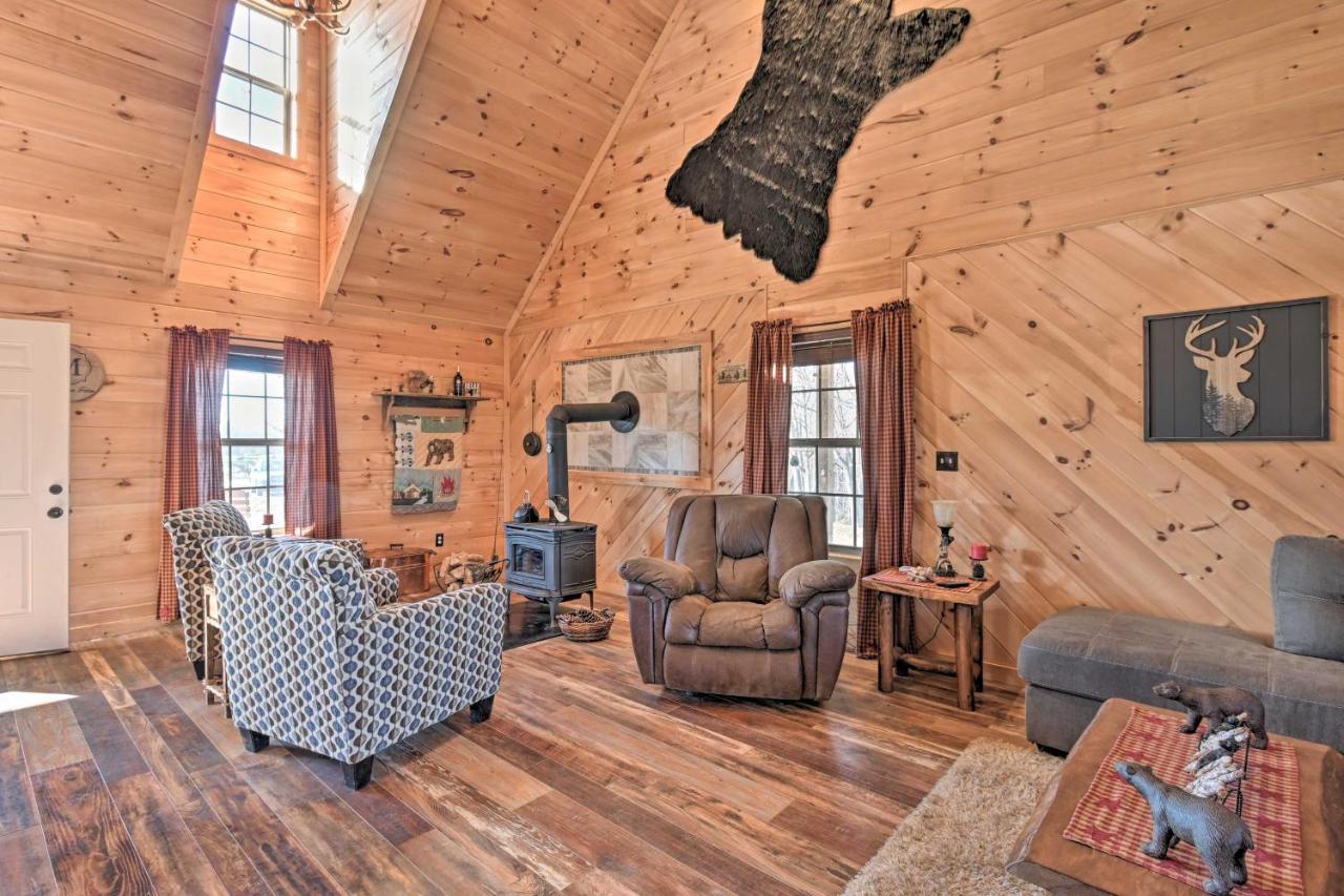 Quiet And Secluded Berea Cabin On 70-Acre Farm! Exterior photo